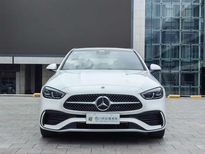 Mercedes-Benz C-Class 2024 Model C 260 L Sports Edition – фото 2