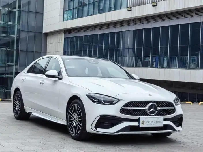 Mercedes-Benz C-Class 2024 Model C 260 L Sports Edition – фото 3