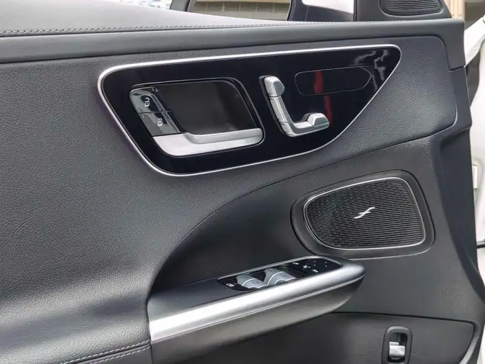 Mercedes-Benz C-Class 2024 Model C 260 L Sports Edition – фото 6