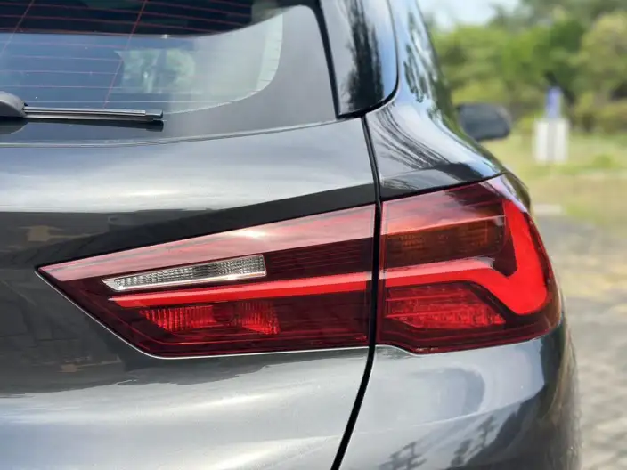 BMW X2 2021 Model sDrive25i M Off-road Set – фото 9