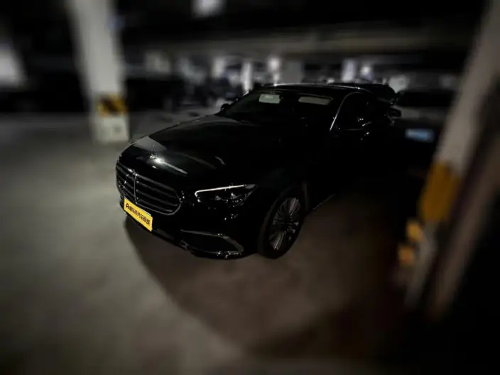 Mercedes-Benz E-Class 2022 Model E 300 L Luxury Model sedan – фото 1
