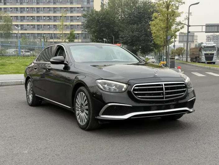 Mercedes-Benz E-Class 2021 Model Facelift E 300 L Luxury Model sedan – фото 3