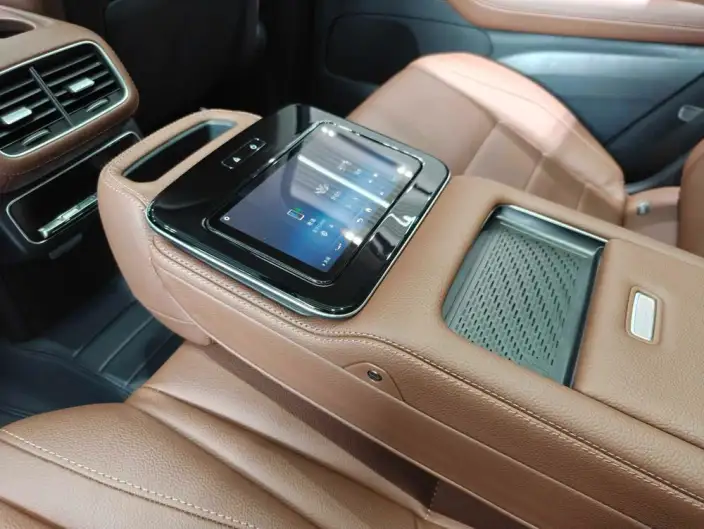 Mercedes-Benz GLS 2024 Model GLS 450 4MATIC Fashion Model – фото 9