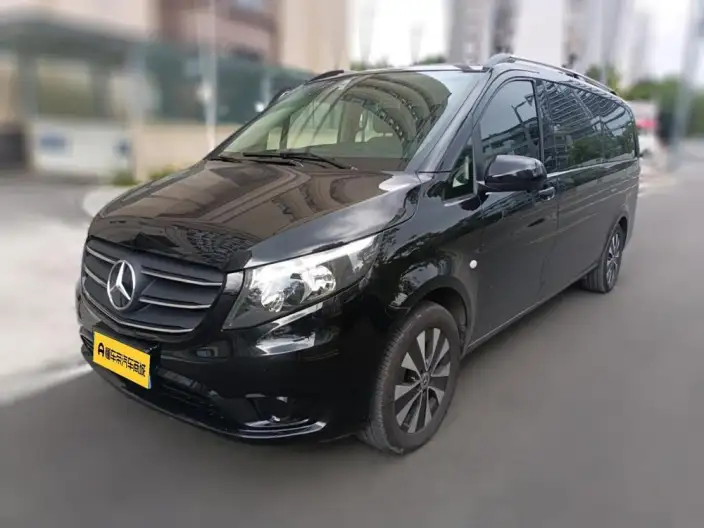 Viano 2021 Model 2.0T Elite Edition 7 seat – фото 1