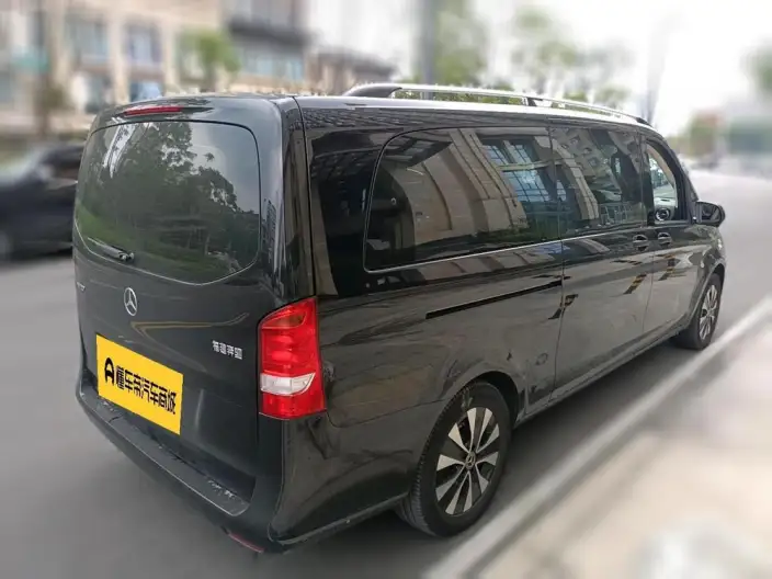 Viano 2021 Model 2.0T Elite Edition 7 seat – фото 2
