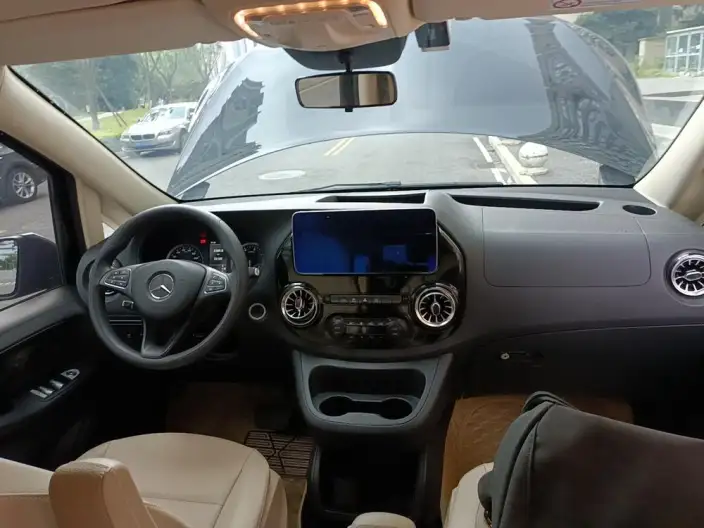 Viano 2021 Model 2.0T Elite Edition 7 seat – фото 5