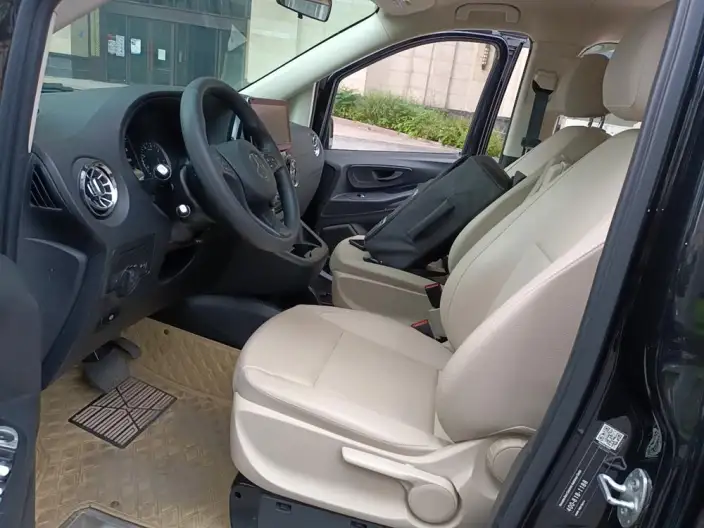 Viano 2021 Model 2.0T Elite Edition 7 seat – фото 10