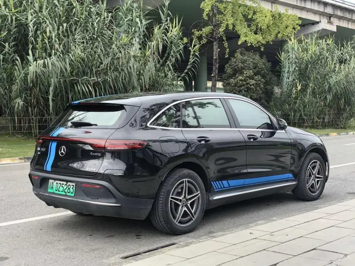 Mercedes-Benz EQC 2021 Model EQC 350 4MATIC – фото 6