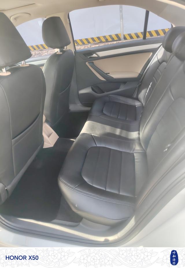 Volkswagen Jetta 2015 модификация 1.6L автоматическое Com f ort – фото 3