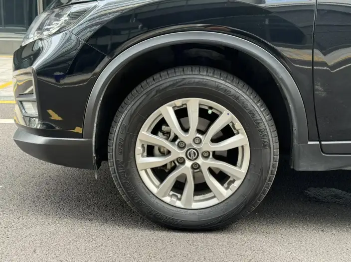 Nissan X-Trail 2023 Model Classic Edition 2.0L 2WD Smart Connect Premium – фото 10