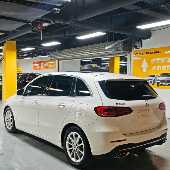 Mercedes-Benz B-Class 2021 Model B 200 Fashion Model – фото 4