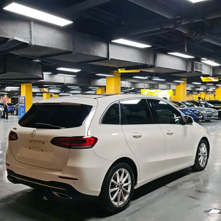 Mercedes-Benz B-Class 2021 Model B 200 Fashion Model – фото 6