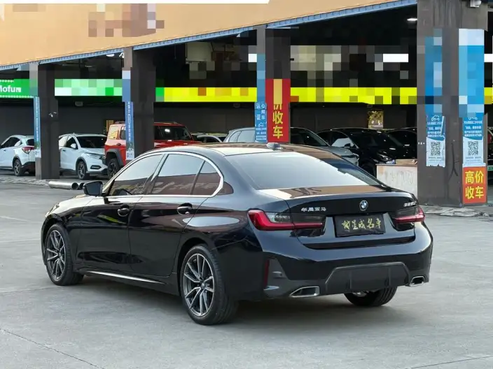 BMW 3 Series 2023 Model 325Li M Sports Set – фото 4