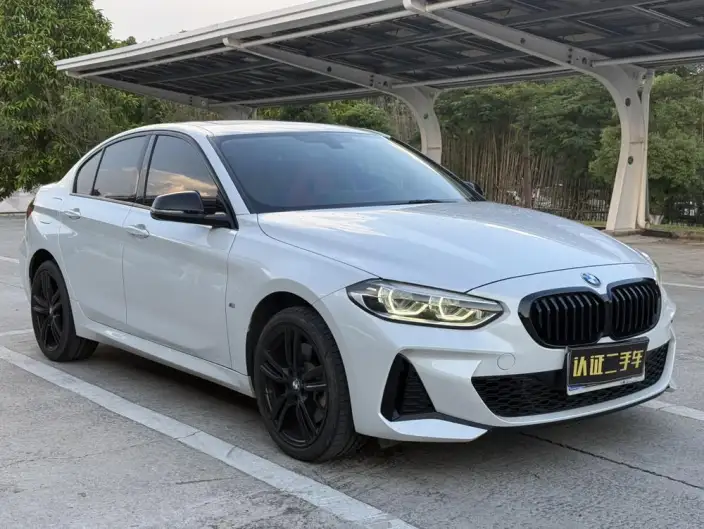 BMW 1 Series 2023 Model 125i M Sports Night Edition – фото 3