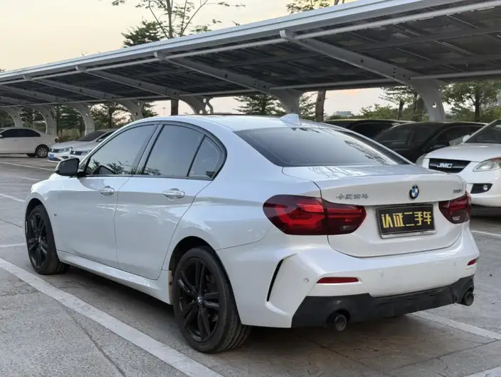 BMW 1 Series 2023 Model 125i M Sports Night Edition – фото 5