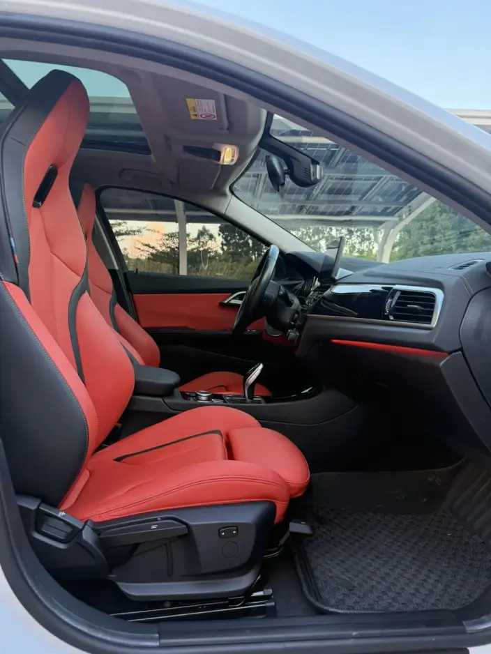 BMW 1 Series 2023 Model 125i M Sports Night Edition – фото 8