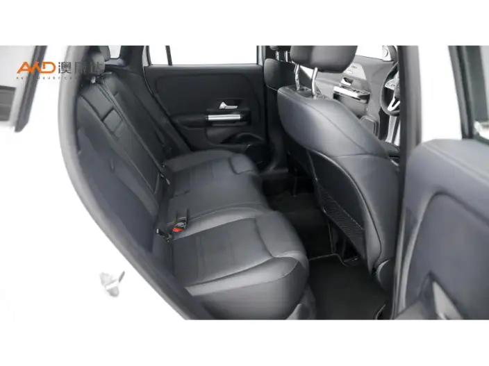 Mercedes-Benz GLA 2020 Model GLA 200 – фото 8