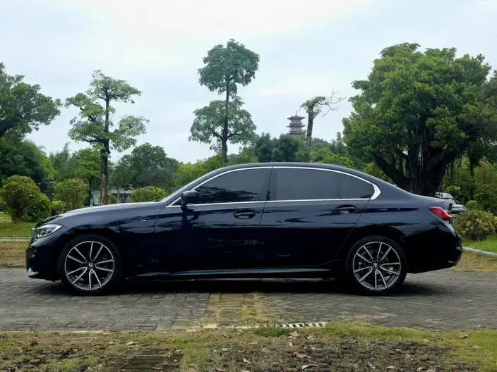 BMW 3 Series 2022 Model Facelift 325Li M Sports Set – фото 4