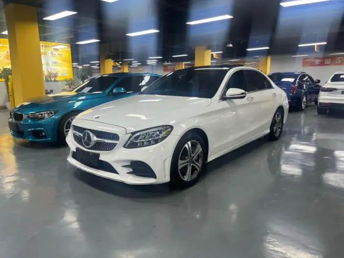 Mercedes-Benz C-Class 2020 Model C 260 L Sports Edition – фото 1