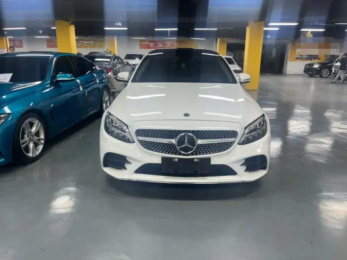 Mercedes-Benz C-Class 2020 Model C 260 L Sports Edition – фото 2