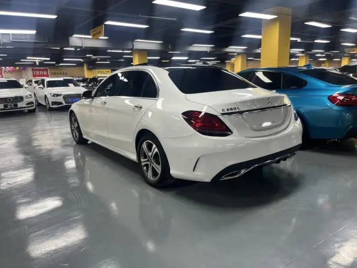 Mercedes-Benz C-Class 2020 Model C 260 L Sports Edition – фото 4