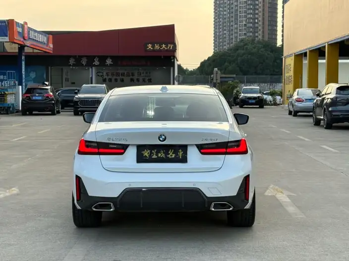 BMW 3 Series 2023 Model 325i M Sports Set – фото 5
