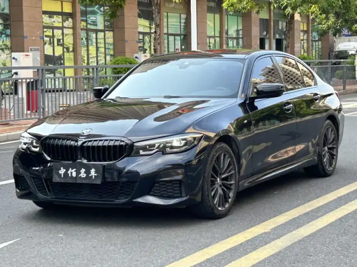 BMW 3 Series 2022 Model 325i M Sports Night Set – фото 1