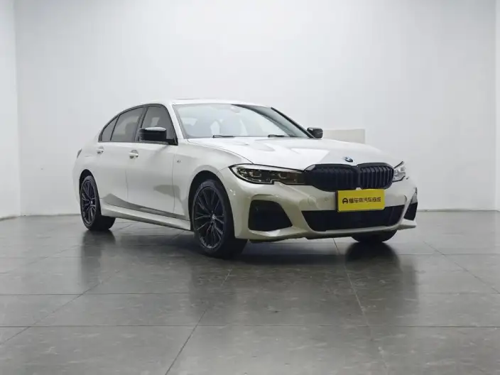 BMW 3 Series 2022 Model 330Li xDrive M Sports Night Set – фото 3