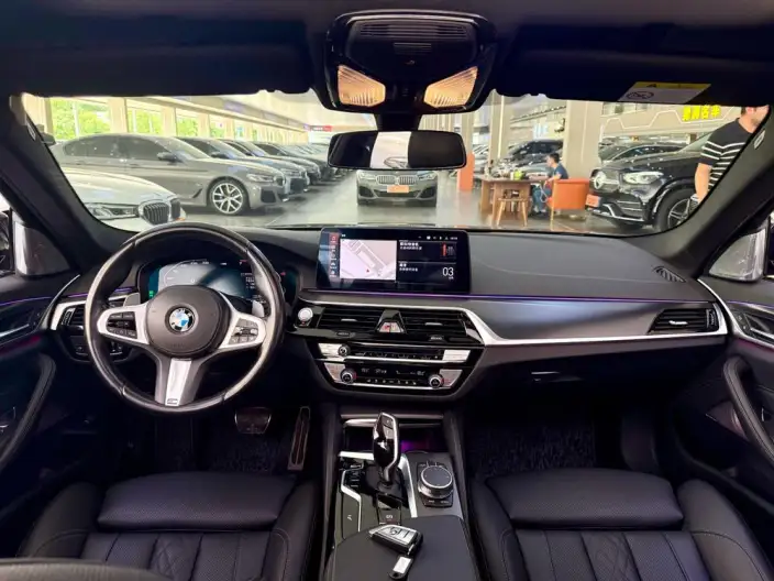 BMW 5 Series Imported 2021 Model 530i M Sports Set – фото 8