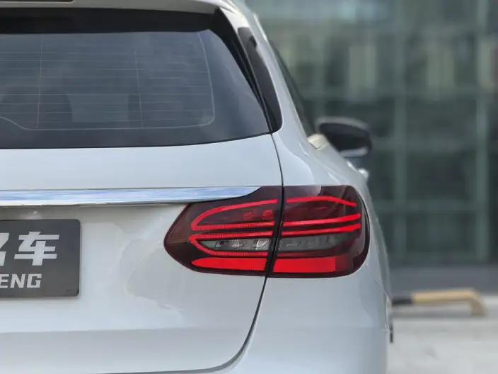 Mercedes-Benz C-Class Imported 2020 Model Facelift C 260 Travel Sedan – фото 5