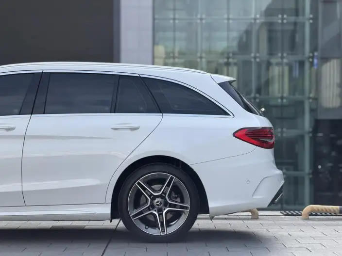 Mercedes-Benz C-Class Imported 2020 Model Facelift C 260 Travel Sedan – фото 7