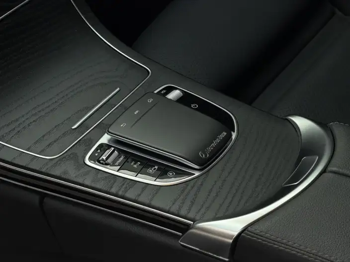 Mercedes-Benz C-Class Imported 2020 Model Facelift C 260 Travel Sedan – фото 9