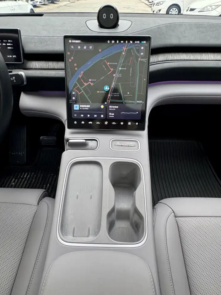 NIO EC6 2023 Model 75kWh – фото 10