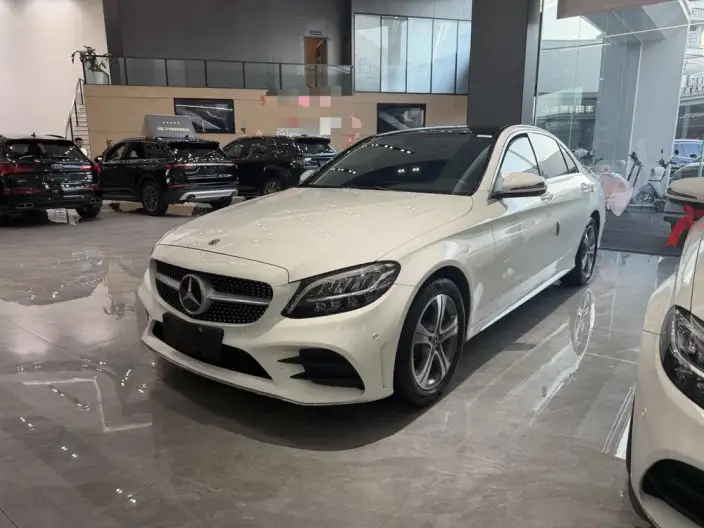 Mercedes-Benz C-Class 2020 Model C 260 L Sports Edition – фото 1