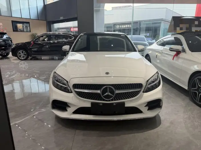 Mercedes-Benz C-Class 2020 Model C 260 L Sports Edition – фото 2