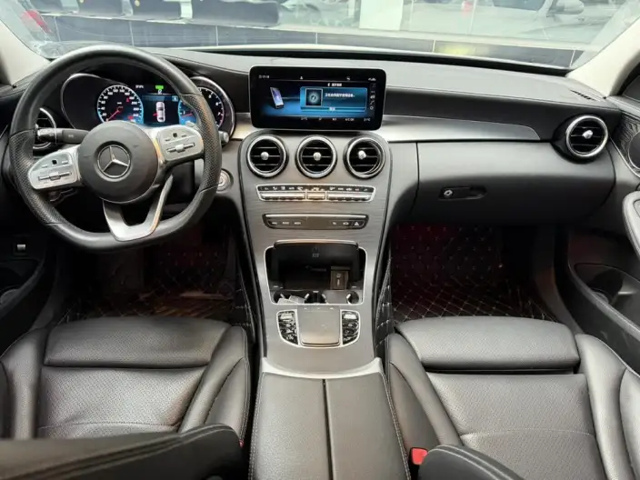 Mercedes-Benz C-Class 2020 Model C 260 L Sports Edition – фото 6