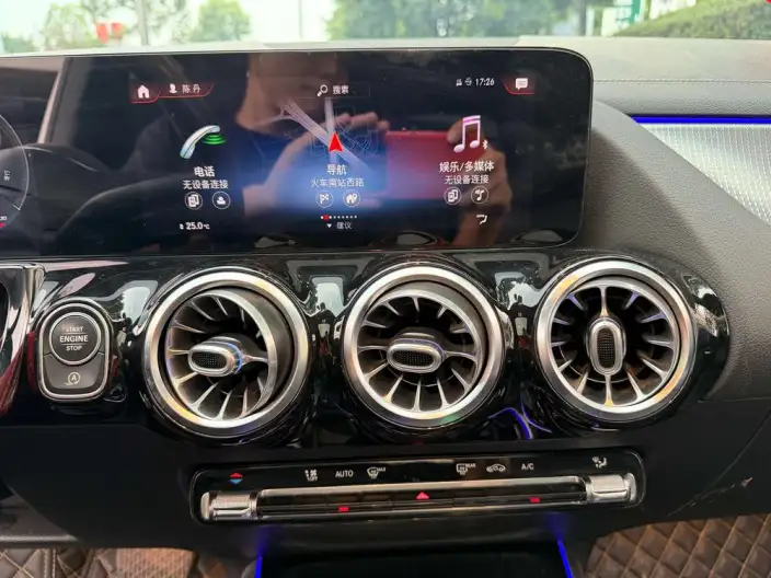 Mercedes-Benz GLA 2020 Model GLA 200 – фото 8