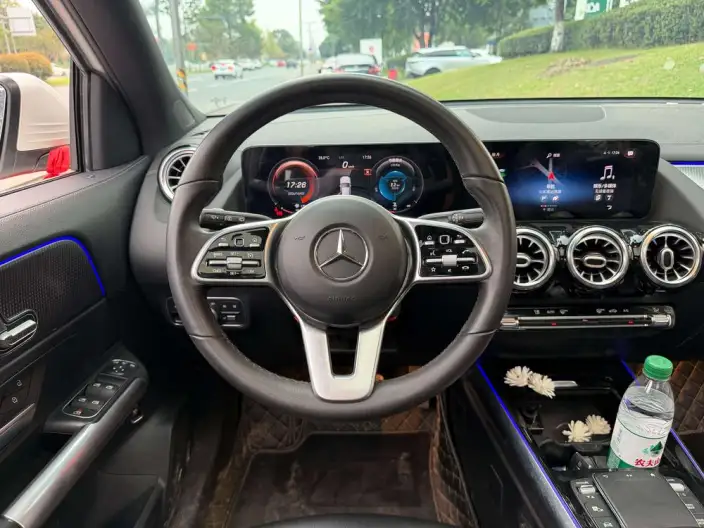Mercedes-Benz GLA 2020 Model GLA 200 – фото 9