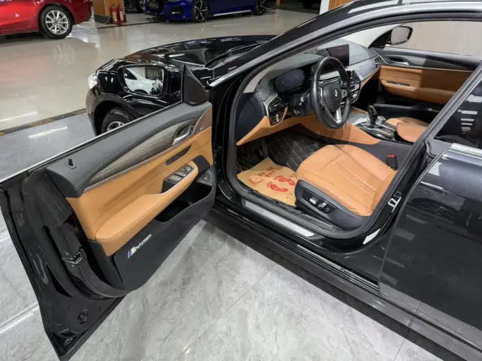 BMW 6 Series GT 2021 Model 630i Luxury Design Set – фото 10