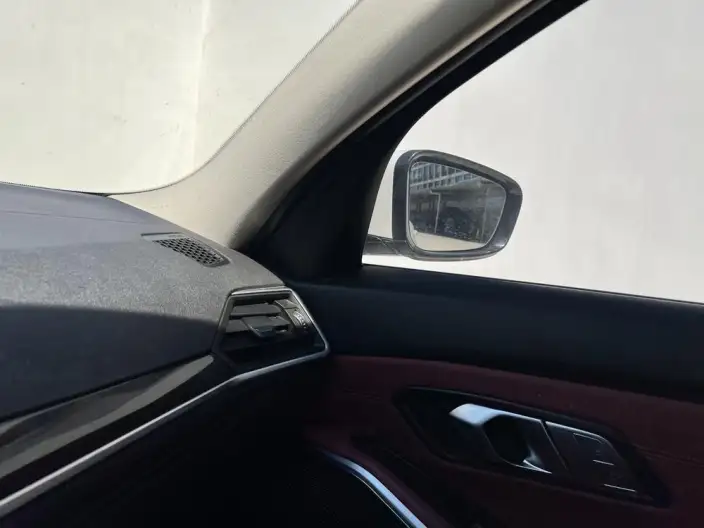 BMW 3 Series 2021 Model 325Li M Sports Set – фото 10