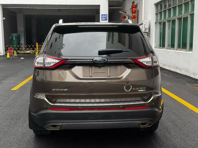 Ford Edge 2016 EcoBoost 245 4WD Premium 7-seater – фото 6