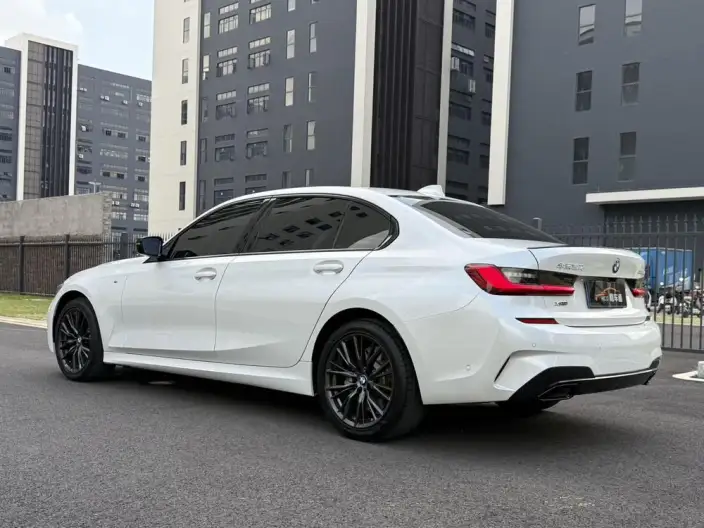 BMW 3 Series 2020 Model 330Li xDrive M Sports Night Set – фото 4