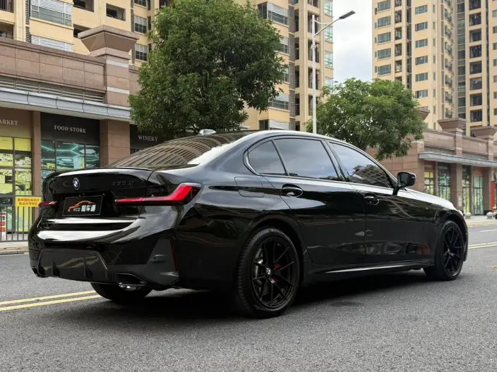 BMW 3 Series 2023 Model 330Li M Sports Night Set – фото 7