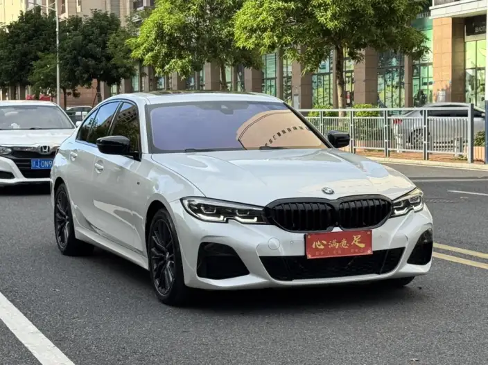 BMW 3 Series 2020 Model 325i M Sports Night Set – фото 3