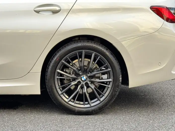 BMW 3 Series 2020 Model 325i M Sports Night Set – фото 8