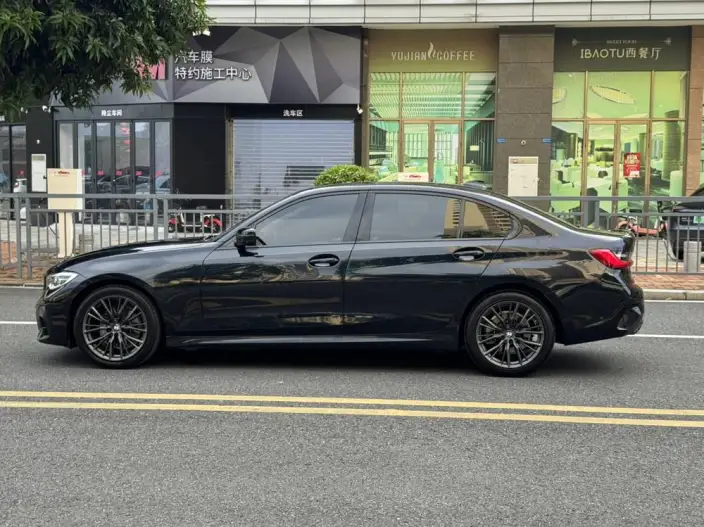 BMW 3 Series 2021 Model 325Li M Sports Night Set – фото 4