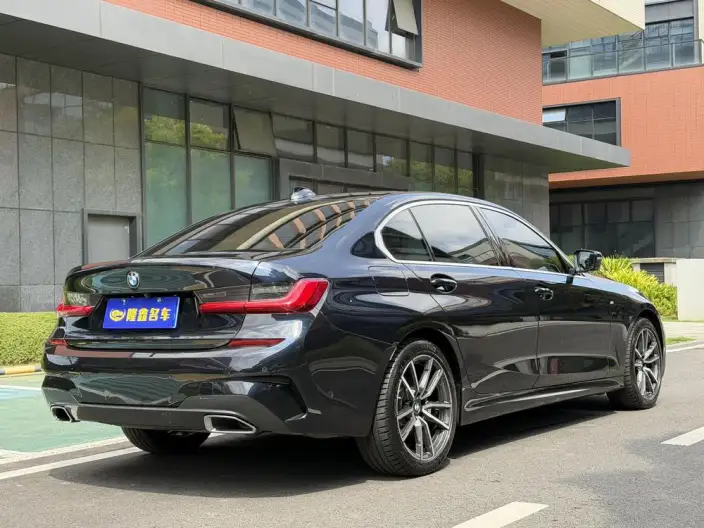 BMW 3 Series 2021 Model 325Li M Sports Set – фото 6