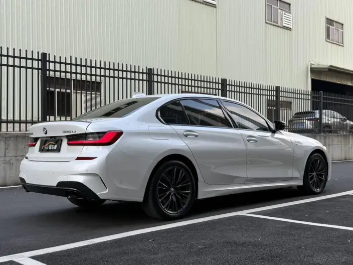 BMW 3 Series 2021 Model 325Li M Sports Night Set – фото 6