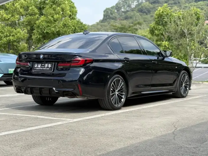 BMW 5 Series 2022 Model Facelift 530Li Leading Model M Sports Set – фото 7