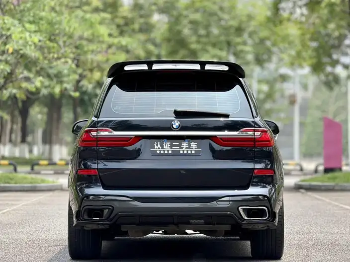 BMW X7 2021 Model xDrive40i Exclusive Model M Sports Set – фото 5